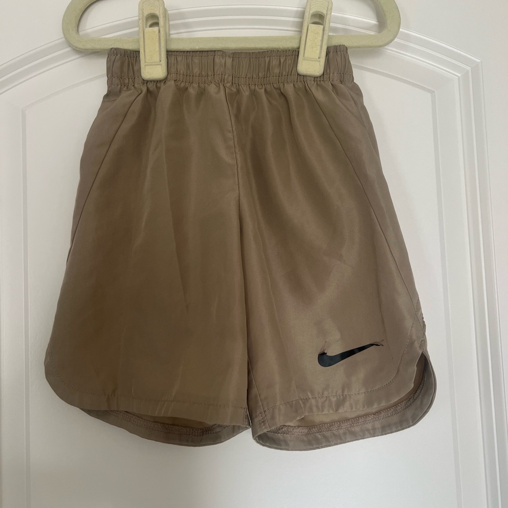Nike | (5) Dri-Fit Tan Shorts